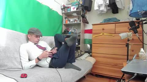 Virg Lszl online show from 10/12/25, 01:21