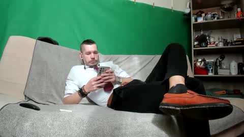 Virg Lszl online show from 04/15/26, 02:02