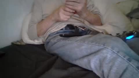 Snapshot of tellias66 chatting on 12/03/25, 02:52 tellias66 online show from 12/03/25, 02:52