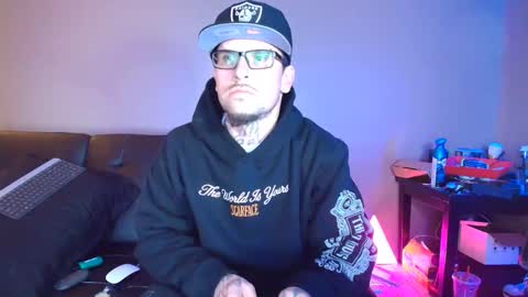 Snapshot of tempsnasty chatting on 01/17/26, 12:43 tempsnasty online show from 01/17/26, 12:43