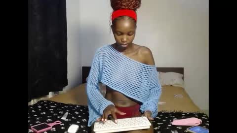 Snapshot of tempting_vibe chatting on 02/02/26, 06:50 tempting_vibe online show from 02/02/26, 06:50