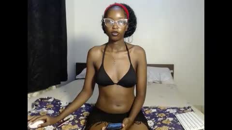 tempting_vibe online show from 03/30/26, 07:37