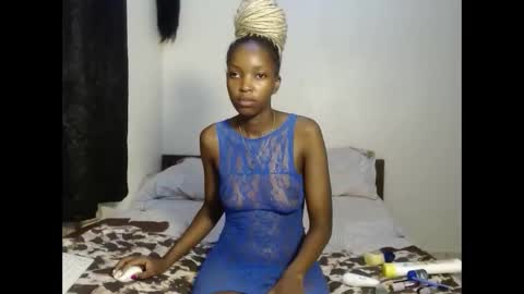tempting_vibe online show from 05/01/26, 05:17