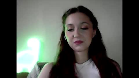 Snapshot of temptingvision chatting on 02/09/25, 12:41 temptingvision online show from 02/09/25, 12:41