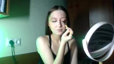 Snapshot of temptingvision chatting on 03/08/25, 03:35 temptingvision online show from 03/08/25, 03:35