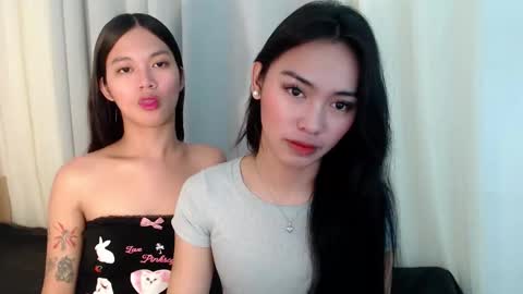 Snapshot of temptmebabyx chatting on 05/29/26, 11:19 YOGIRL MAXINE online show from 05/29/26, 11:19