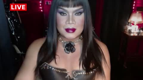 Snapshot of temptress_cocoxxx chatting on 12/27/24, 05:59 Mistress Coco online show from 12/27/24, 05:59