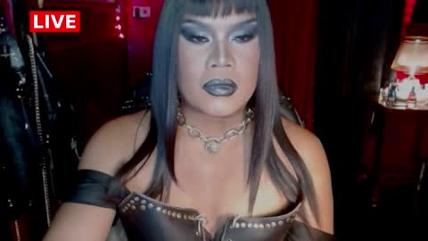 Snapshot of temptress_cocoxxx chatting on 01/27/25, 06:41 Mistress Coco online show from 01/27/25, 06:41