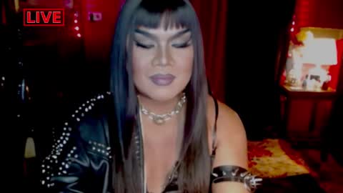 Snapshot of temptress_cocoxxx chatting on 03/11/25, 09:15 Mistress Coco online show from 03/11/25, 09:15