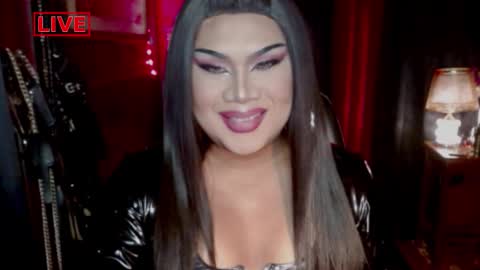 Snapshot of temptress_cocoxxx chatting on 09/17/25, 05:47 Mistress Coco online show from 09/17/25, 05:47