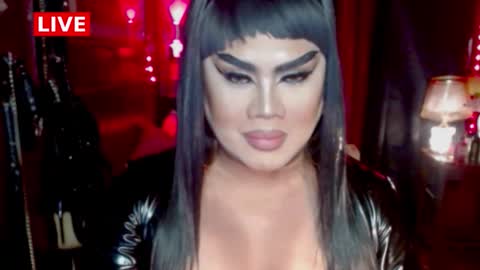 Snapshot of temptress_cocoxxx chatting on 11/09/25, 06:28 Mistress Coco online show from 11/09/25, 06:28