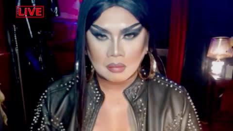 Snapshot of temptress_cocoxxx chatting on 11/19/25, 06:08 Mistress Coco online show from 11/19/25, 06:08