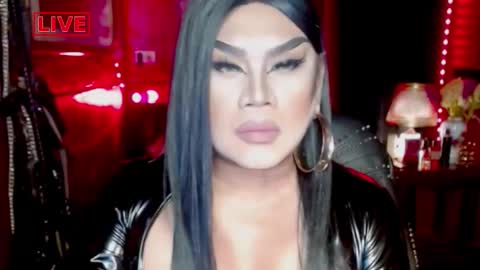 Snapshot of temptress_cocoxxx chatting on 12/01/25, 06:46 Mistress Coco online show from 12/01/25, 06:46