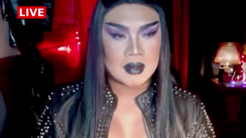 Snapshot of temptress_cocoxxx chatting on 12/15/25, 07:07 Mistress Coco online show from 12/15/25, 07:07