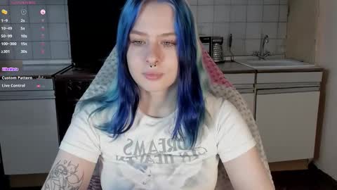  Sue  online show from 09/14/25, 02:49