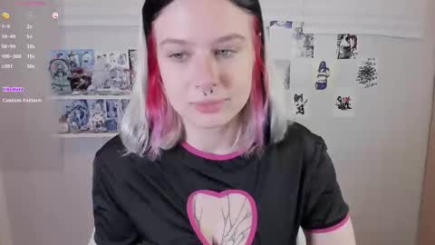  Sue  online show from 11/07/25, 02:50