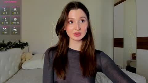 Snapshot of tender_babyy chatting on 12/20/24, 02:38 Sexy girl Li online show from 12/20/24, 02:38