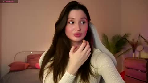 Snapshot of tender_babyy chatting on 03/09/25, 11:36 Sexy girl Li online show from 03/09/25, 11:36