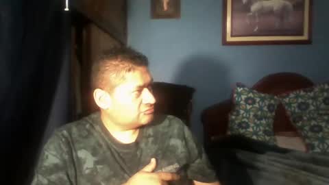 Snapshot of tender_eldelatienda chatting on 01/05/25, 02:27 Fabio Canavaro online show from 01/05/25, 02:27