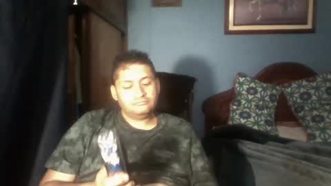 Snapshot of tender_eldelatienda chatting on 01/05/25, 05:30 Fabio Canavaro online show from 01/05/25, 05:30