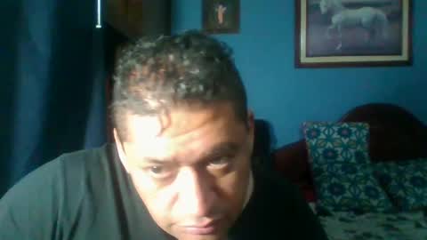 Snapshot of tender_eldelatienda chatting on 02/16/25, 01:14 Fabio Canavaro online show from 02/16/25, 01:14