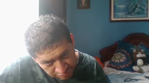 Snapshot of tender_eldelatienda chatting on 10/04/25, 07:01 Fabio Canavaro online show from 10/04/25, 07:01