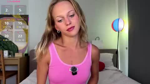 Snapshot of tendercrush chatting on 07/13/26, 05:32 Ellis online show from 07/13/26, 05:32