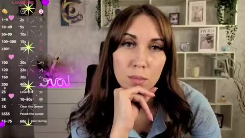 Snapshot of tendermist chatting on 10/18/25, 09:15 Nelly online show from 10/18/25, 09:15