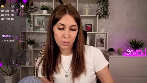 Snapshot of tendermist chatting on 11/07/25, 11:16 Nelly online show from 11/07/25, 11:16