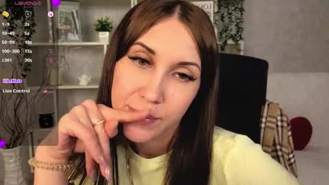 Snapshot of tendermist chatting on 12/03/25, 06:50 Nelly online show from 12/03/25, 06:50