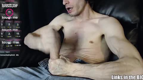 Snapshot of teninchty chatting on 02/01/25, 04:03 Ty online show from 02/01/25, 04:03