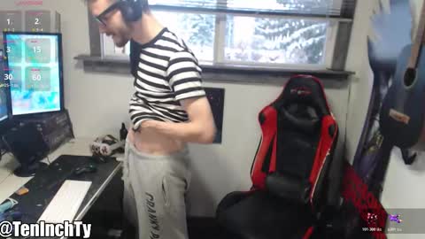 Snapshot of teninchty chatting on 12/05/25, 04:47 Ty online show from 12/05/25, 04:47