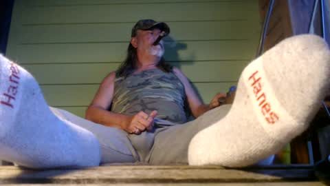 Snapshot of tennredneck chatting on 08/01/26, 11:31 Tennredneck online show from 08/01/26, 11:31