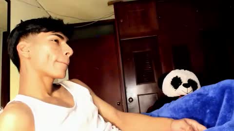 Teo online show from 05/09/26, 03:06