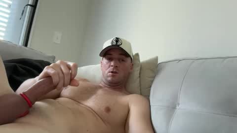 Snapshot of tequilaontherocks chatting on 01/08/26, 06:21 Tommy Boy online show from 01/08/26, 06:21