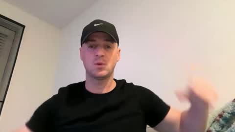 Snapshot of tequilaontherocks chatting on 01/13/26, 01:22 Tommy Boy online show from 01/13/26, 01:22