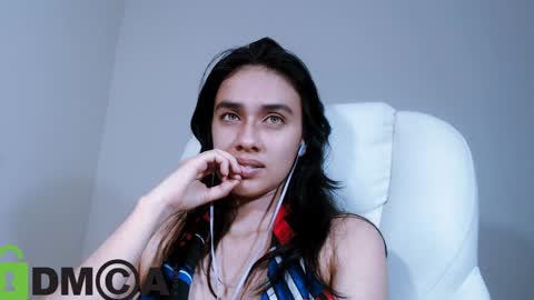 Lisa online show from 12/24/24, 04:44