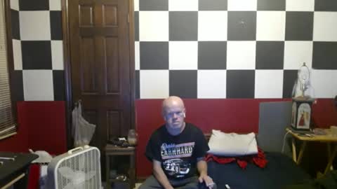 Snapshot of terdy2366 chatting on 01/02/25, 11:27 terdy2366 online show from 01/02/25, 11:27