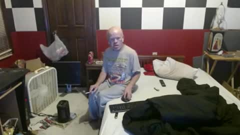 Snapshot of terdy2366 chatting on 01/25/25, 06:12 terdy2366 online show from 01/25/25, 06:12