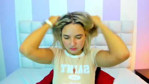 Snapshot of teresasroom_ chatting on 03/02/25, 07:23 Teresa online show from 03/02/25, 07:23