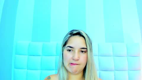 Snapshot of teresasroom_ chatting on 03/02/25, 10:27 Teresa online show from 03/02/25, 10:27