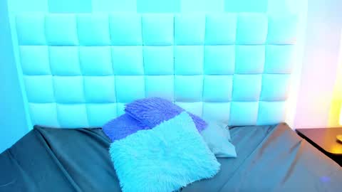 Snapshot of teresasroom_ chatting on 09/30/25, 02:22 Teresa online show from 09/30/25, 02:22