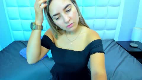 Snapshot of teresasroom_ chatting on 10/21/25, 01:56 Teresa online show from 10/21/25, 01:56