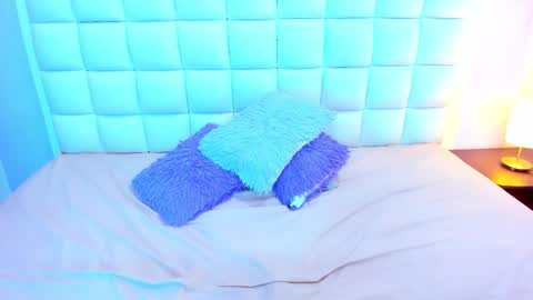 Snapshot of teresasroom_ chatting on 11/14/25, 01:32 Teresa online show from 11/14/25, 01:32