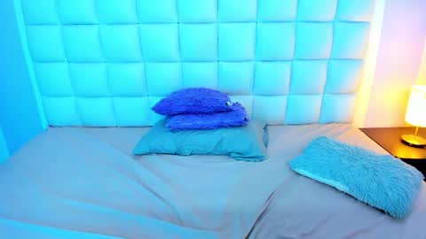 Snapshot of teresasroom_ chatting on 11/15/25, 03:04 Teresa online show from 11/15/25, 03:04