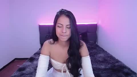 Snapshot of terrabella_gt chatting on 11/29/25, 04:32 TERRA online show from 11/29/25, 04:32