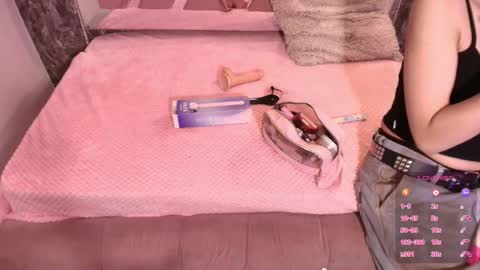 Terra Elowen online show from 10/23/25, 11:31