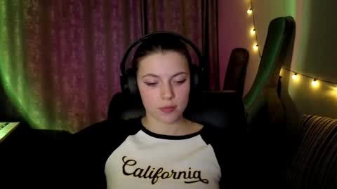 Anny Simpson online show from 03/13/26, 06:03