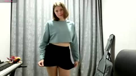 Anny Simpson online show from 06/09/26, 09:37