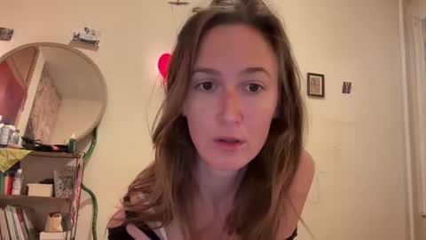 Snapshot of terraworship chatting on 02/14/25, 03:58 Terra Worship Findomme online show from 02/14/25, 03:58